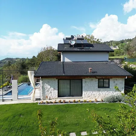 Serene Villa