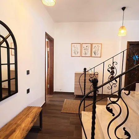 Serene Villa